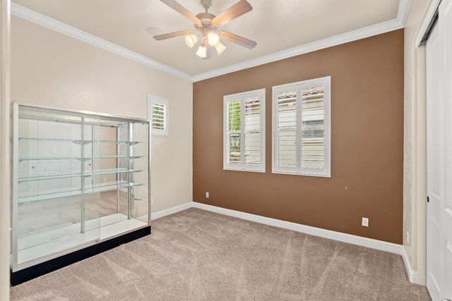 3900 Stoneleigh Ct, Roseville, CA 95747