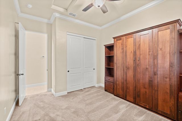 3900 Stoneleigh Ct, Roseville, CA 95747