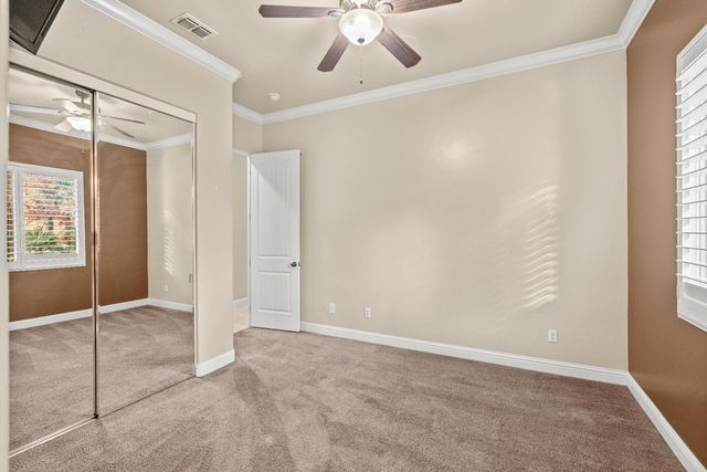 3900 Stoneleigh Ct, Roseville, CA 95747