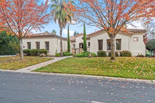 3900 Stoneleigh Ct, Roseville, CA 95747