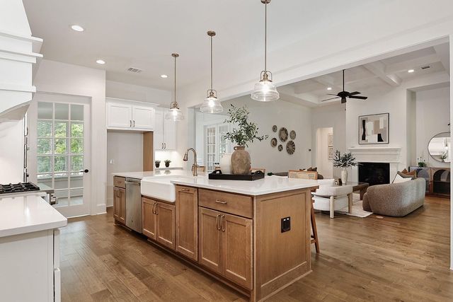 11709 Grand North Road, Willis, TX 77378