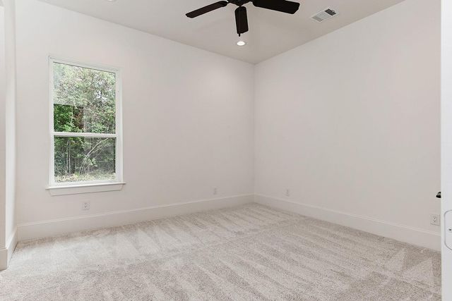 11709 Grand North Road, Willis, TX 77378