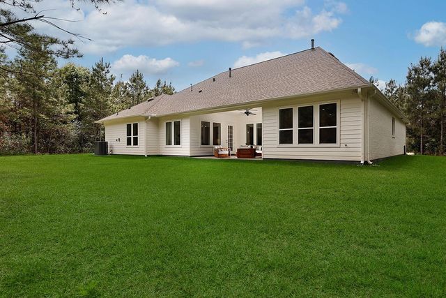 11709 Grand North Road, Willis, TX 77378