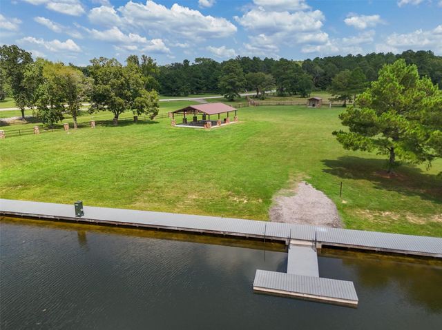 11709 Grand North Road, Willis, TX 77378