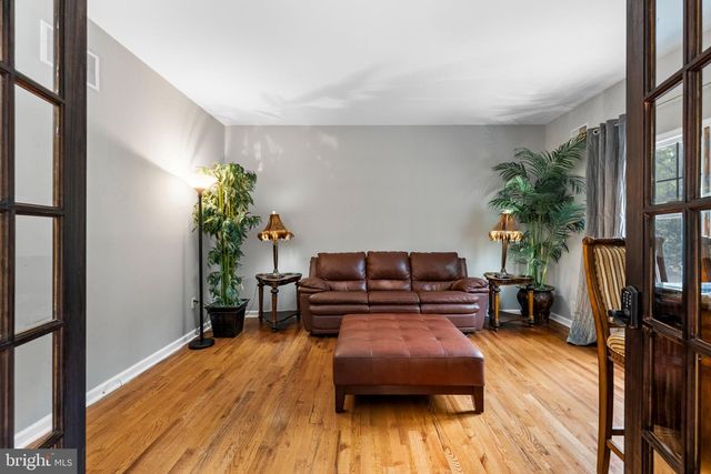 1414 TRANSIT AVE, Jackson, NJ 08527