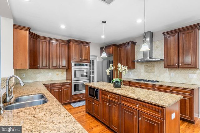 1414 TRANSIT AVE, Jackson, NJ 08527