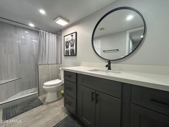 1942 S EMERSON -- 213, Mesa, AZ 85210