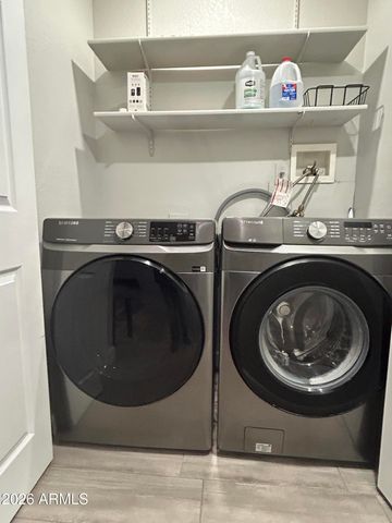 1942 S EMERSON -- 213, Mesa, AZ 85210