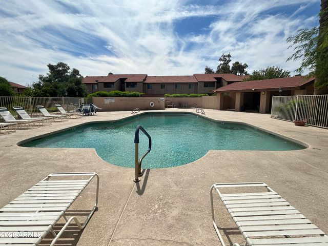 1942 S EMERSON -- 213, Mesa, AZ 85210