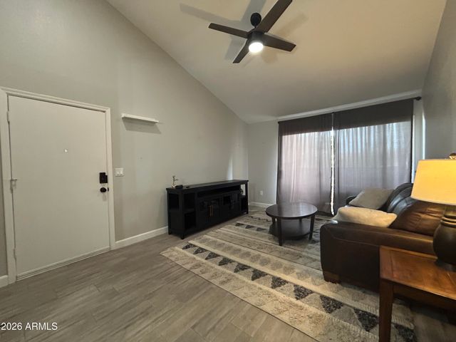 1942 S EMERSON -- 213, Mesa, AZ 85210