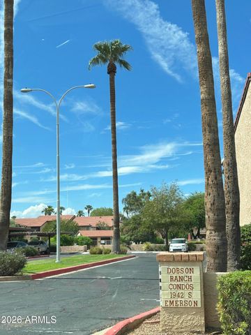 1942 S EMERSON -- 213, Mesa, AZ 85210