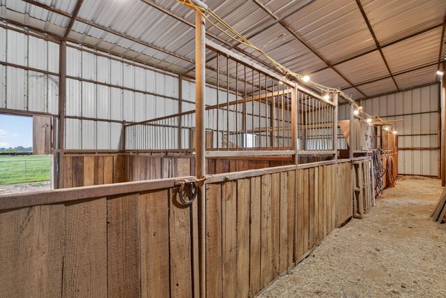 3914 Alamo Road, Bowie, TX 76230