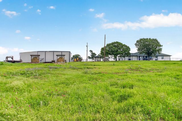 3914 Alamo Road, Bowie, TX 76230