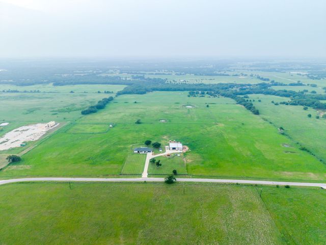 3914 Alamo Road, Bowie, TX 76230