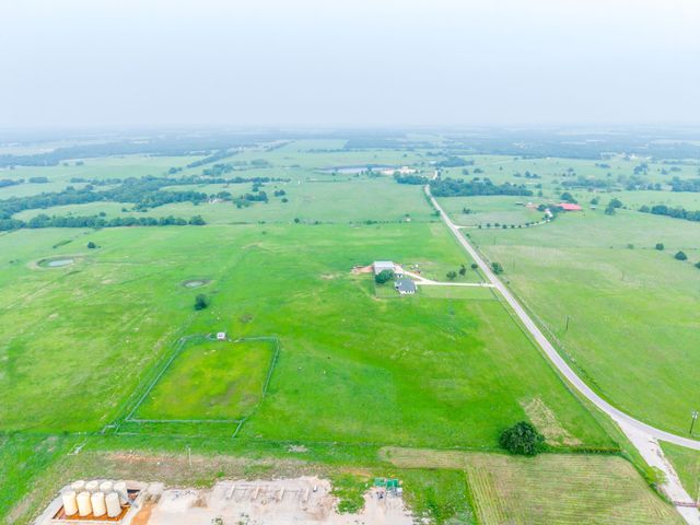 3914 Alamo Road, Bowie, TX 76230