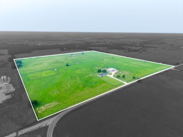 3914 Alamo Road, Bowie, TX 76230