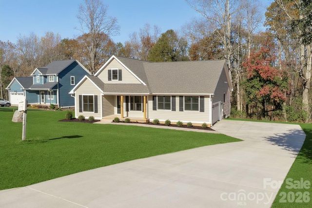 2656 Polo Lane, Maiden, NC 28650