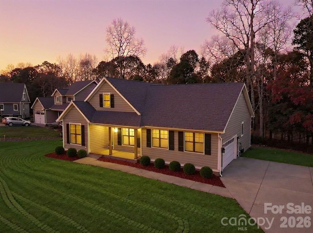 2656 Polo Lane, Maiden, NC 28650