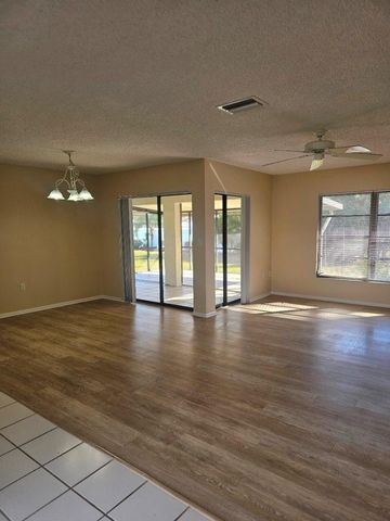 521 MERIDAN AVENUE NW, Port Charlotte, FL 33952