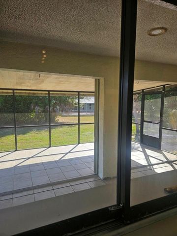 521 MERIDAN AVENUE NW, Port Charlotte, FL 33952