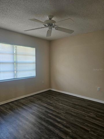 521 MERIDAN AVENUE NW, Port Charlotte, FL 33952