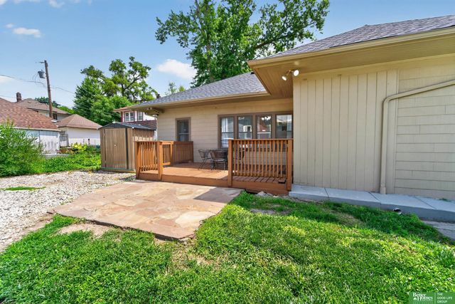 2370 Fontenelle Boulevard, Omaha, NE 68104