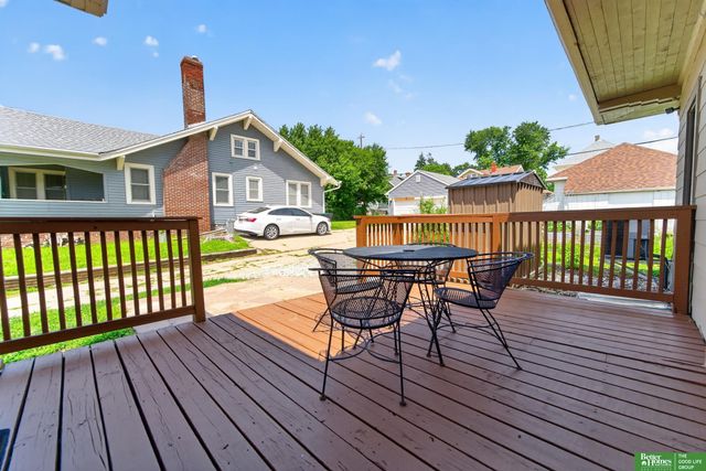 2370 Fontenelle Boulevard, Omaha, NE 68104