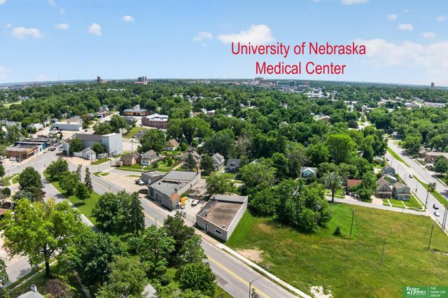 2370 Fontenelle Boulevard, Omaha, NE 68104
