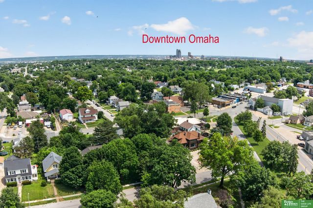 2370 Fontenelle Boulevard, Omaha, NE 68104