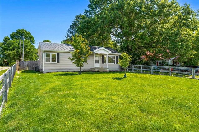 220 Locust Heights, Nicholasville, KY 40356