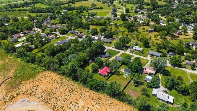 220 Locust Heights, Nicholasville, KY 40356