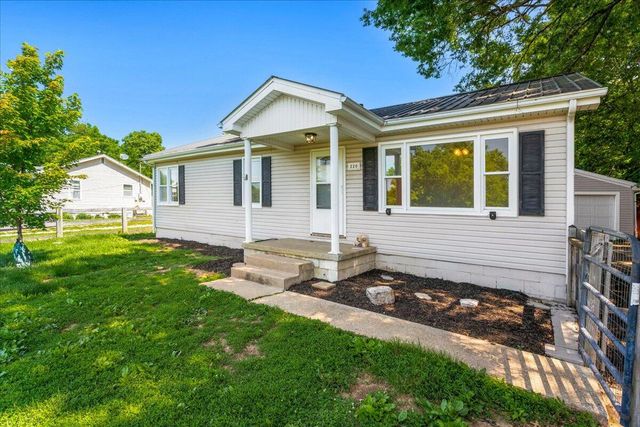 220 Locust Heights, Nicholasville, KY 40356
