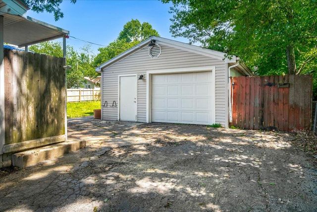 220 Locust Heights, Nicholasville, KY 40356