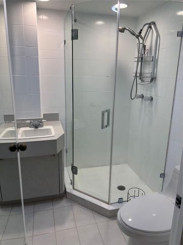 201 Crandon Blvd 120, Key Biscayne, FL 33149