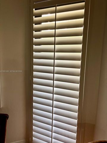 201 Crandon Blvd 120, Key Biscayne, FL 33149