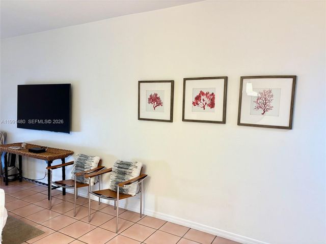 201 Crandon Blvd 120, Key Biscayne, FL 33149