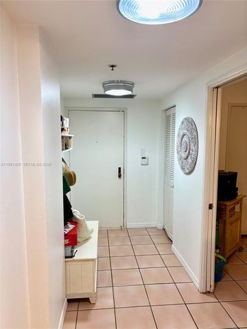 201 Crandon Blvd 120, Key Biscayne, FL 33149