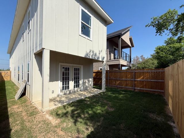 6702 S Lancaster Road, Dallas, TX 75241