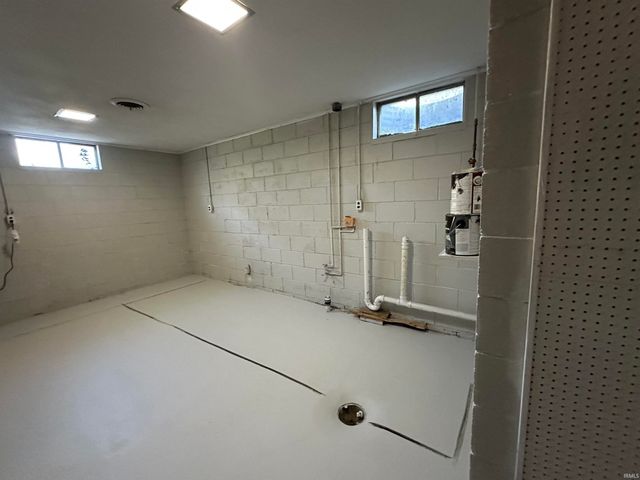 108 Harrison Drive, Vincennes, IN 47591