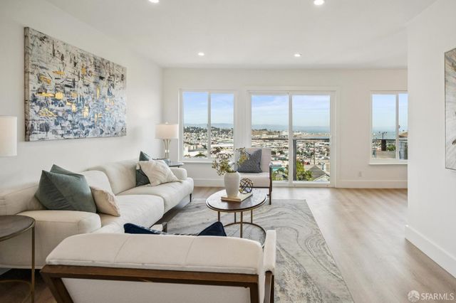 965 Brussels Street, San Francisco, CA 94134