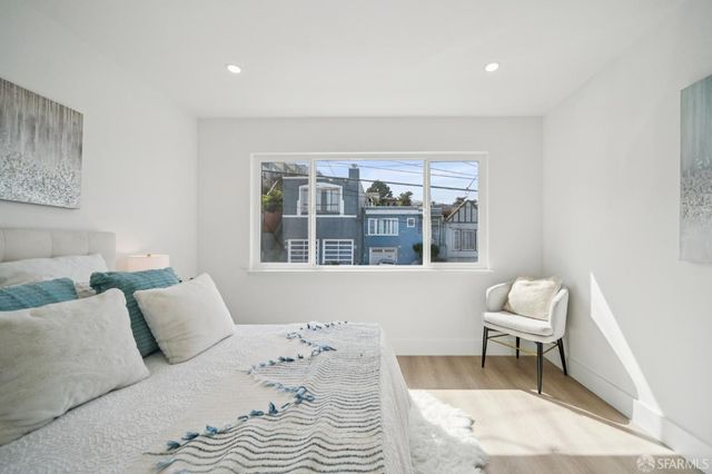 965 Brussels Street, San Francisco, CA 94134