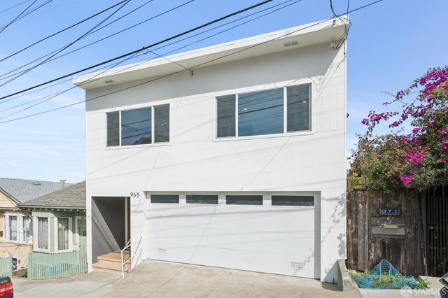 965 Brussels Street, San Francisco, CA 94134