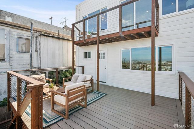 965 Brussels Street, San Francisco, CA 94134