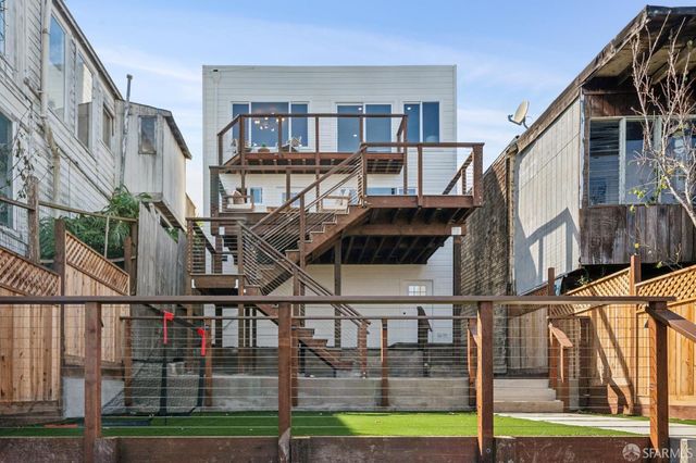 965 Brussels Street, San Francisco, CA 94134