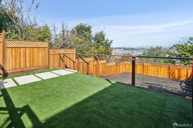 965 Brussels Street, San Francisco, CA 94134
