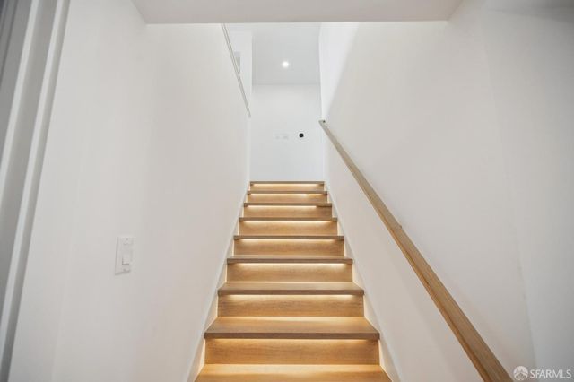 965 Brussels Street, San Francisco, CA 94134