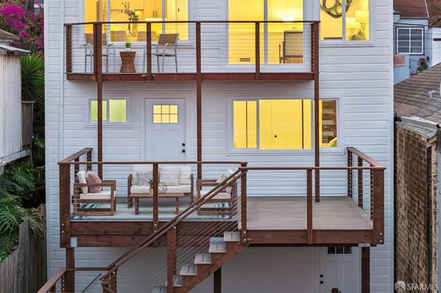 965 Brussels Street, San Francisco, CA 94134