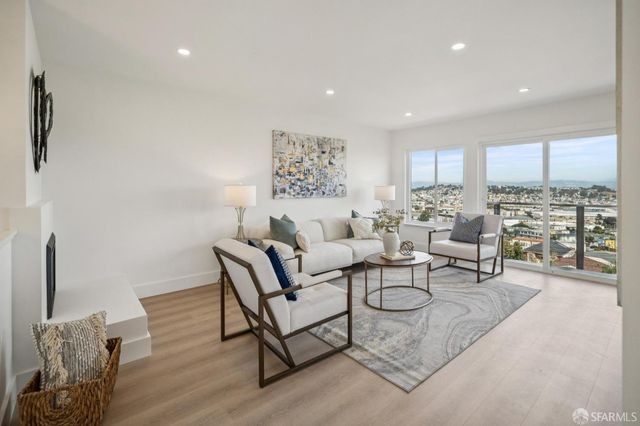965 Brussels Street, San Francisco, CA 94134