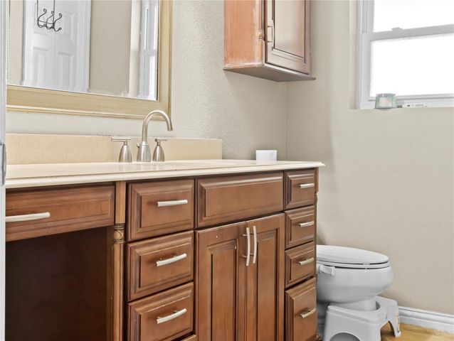 214 Yaupon Drive, Baytown, TX 77520