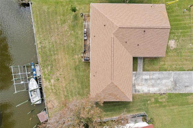 214 Yaupon Drive, Baytown, TX 77520